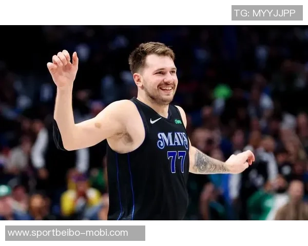 弗菲表现出色6投3中贡献12分3篮板1助攻1盖帽展现实力