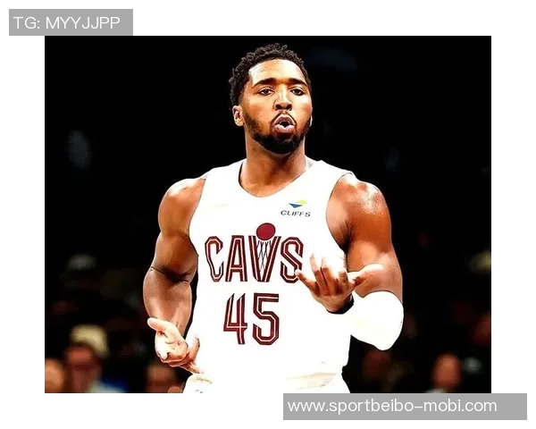 米切尔全场最高30分助球队锁定胜局末节狂砍14分展现绝对统治力 米切尔全场最高30分助球队锁定胜局末节狂砍14分展现绝对统治力