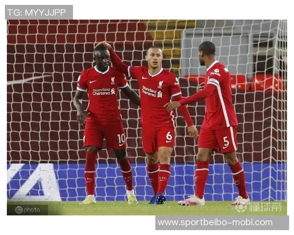 马内全场表现全面关键传球与对抗数据突出助球队发挥 马内全场表现全面关键传球与对抗数据突出助球队发挥